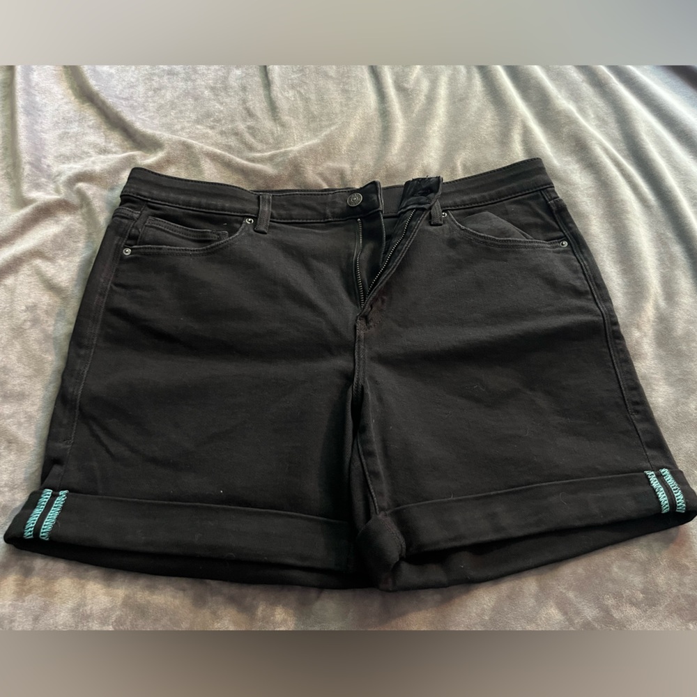 Women’s Jean shorts